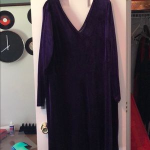 Avon’s Signature Collection Purple velvet 2x